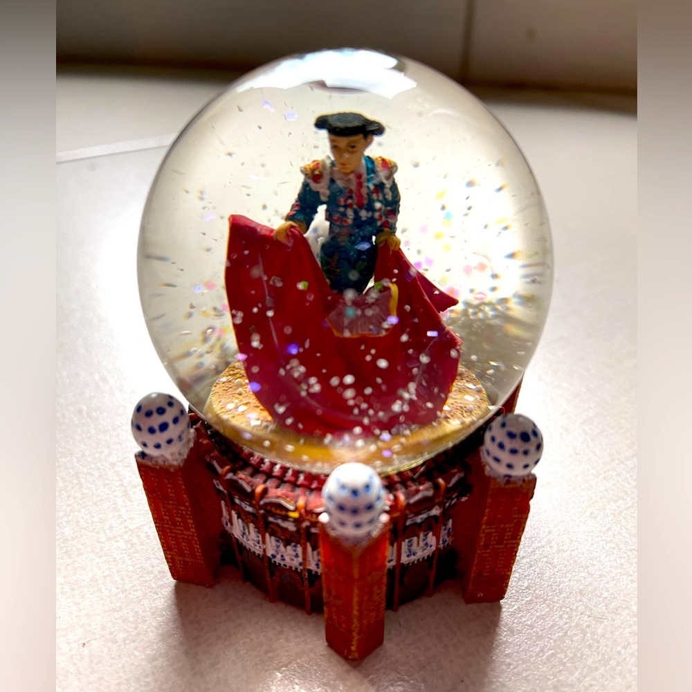 Spanish toreador snow globe souvenir